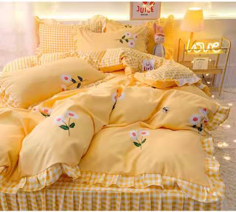 Fashion princess style Skin-friendly cotton four-piece Bed skirt lbcase