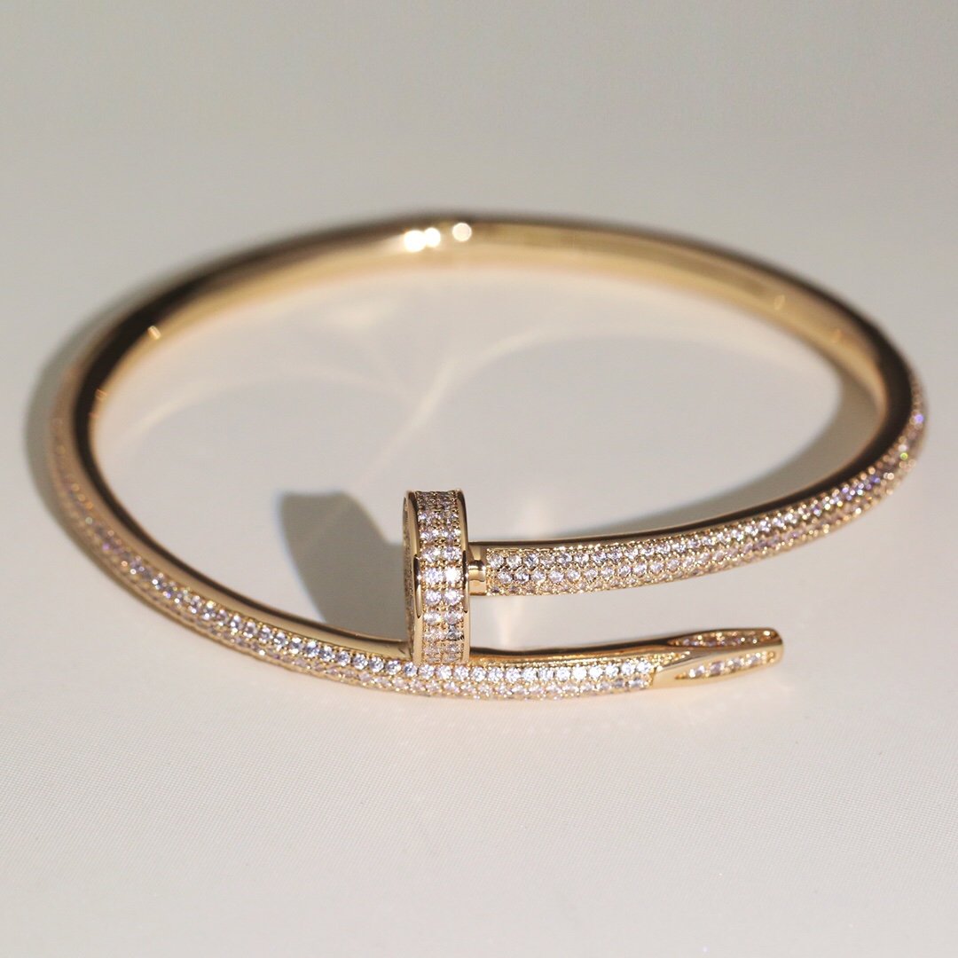 Round Brilliant Diamond Bracelet lbcase
