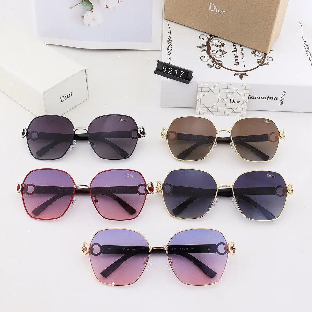 5 COLORS CLASSICAL WOMEN SUNGLASSES lbcase