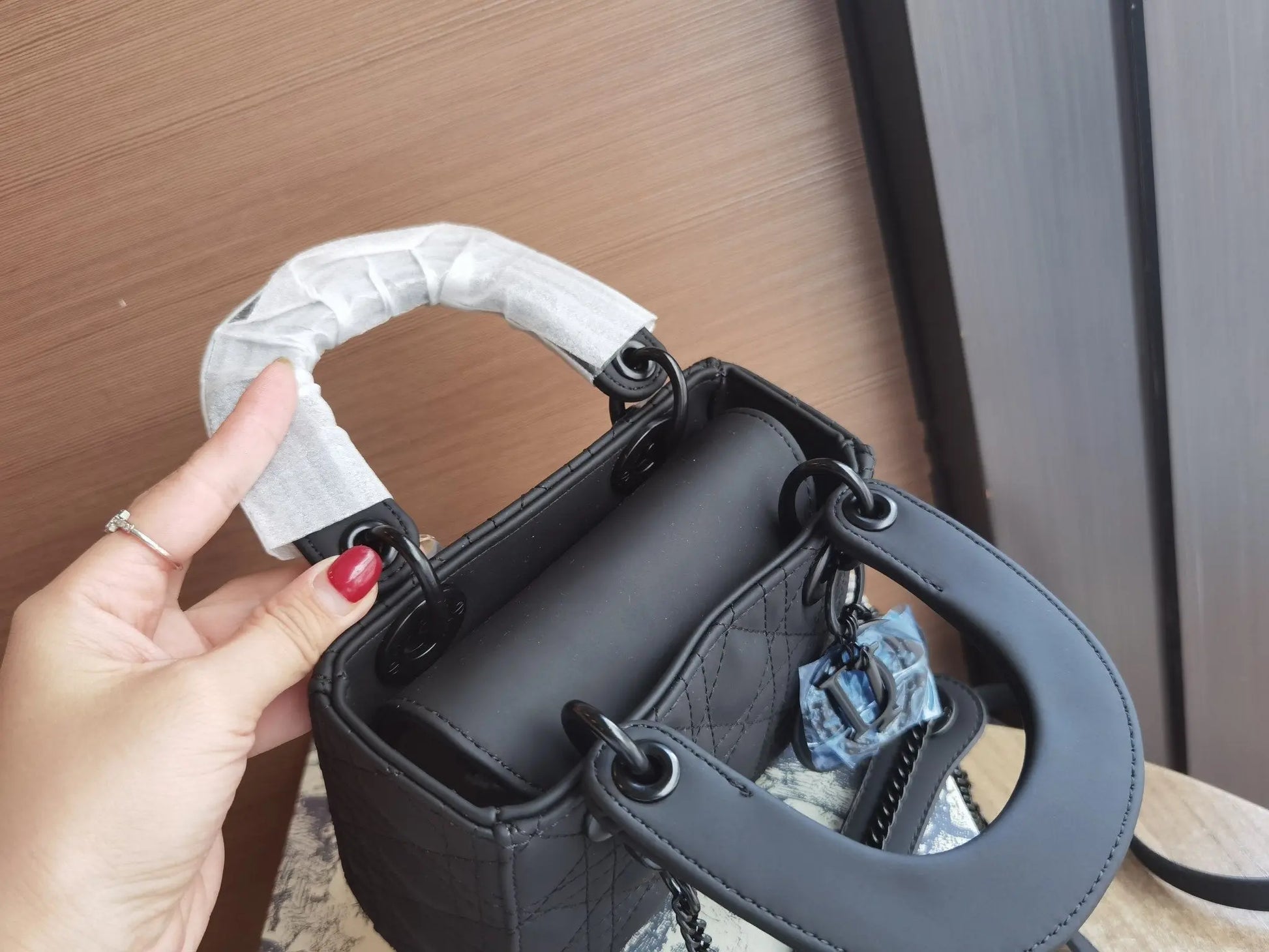 MEDIUM LADY BAG lbcase