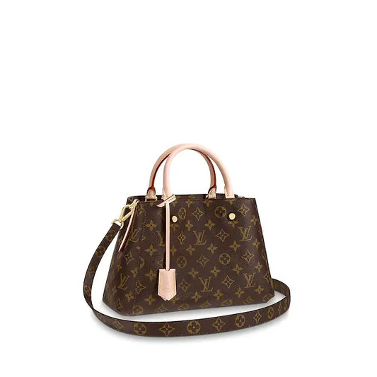 Medium Leather Shoulder Bag BB lbcase