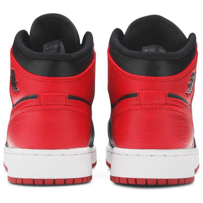 Nike Air Jordan 1 Mid GS 'Banned 2020'