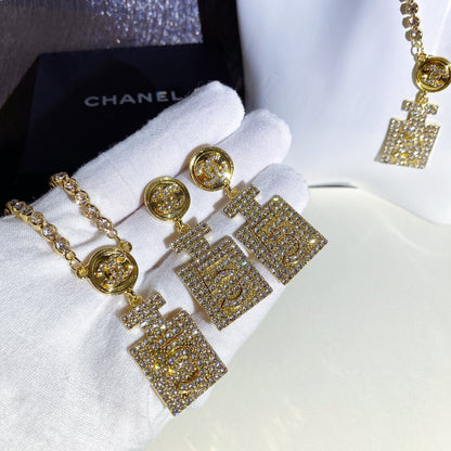 Luxury Diamond Pendant Necklace lbcase