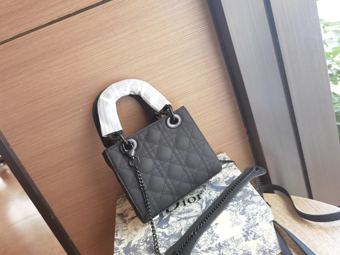 MEDIUM LADY BAG lbcase