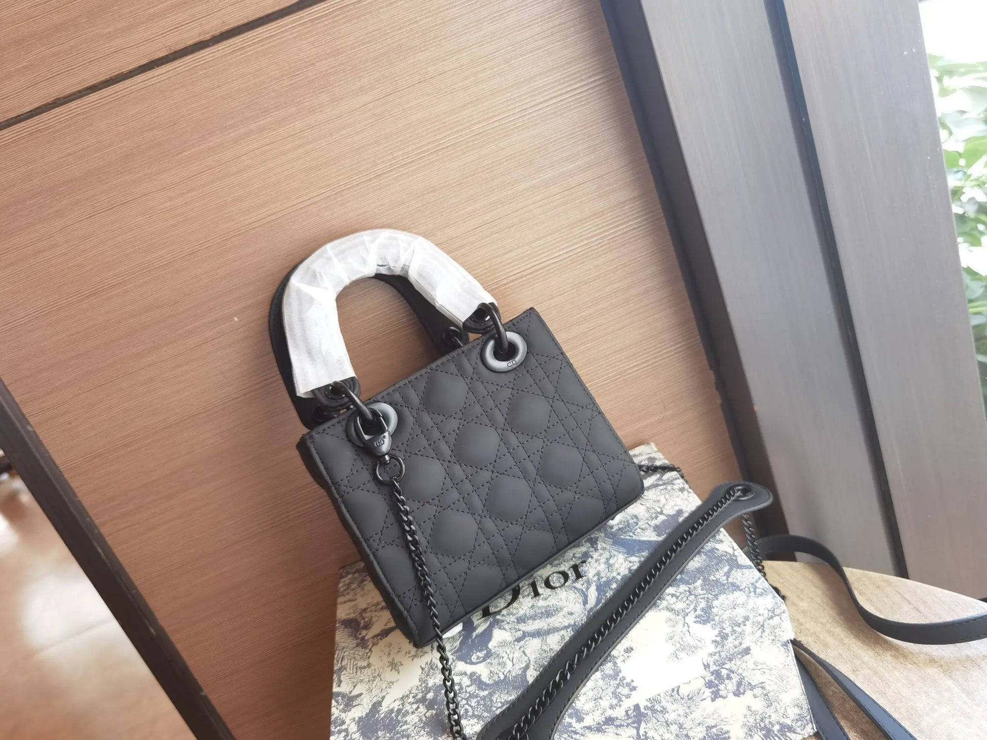 MEDIUM LADY BAG lbcase