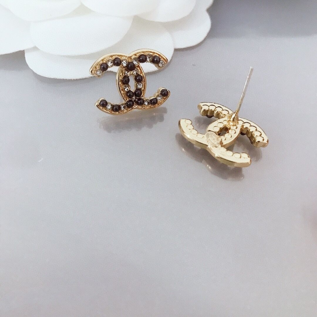 Luxury earrings