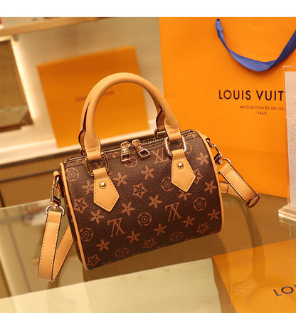 2022 new leather reading pillow handbag lbcase
