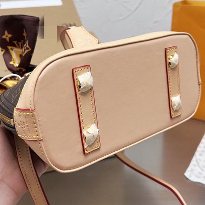 2022 new fashion retro presbyopic handbag lbcase