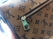 Reverse Coated Canvas Métis Bag