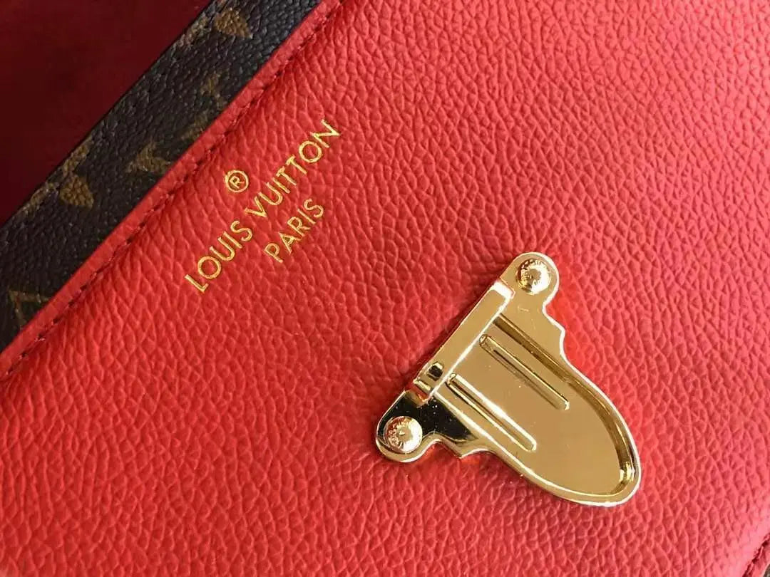 Metal Chain Leather Shoulder Bag lbcase