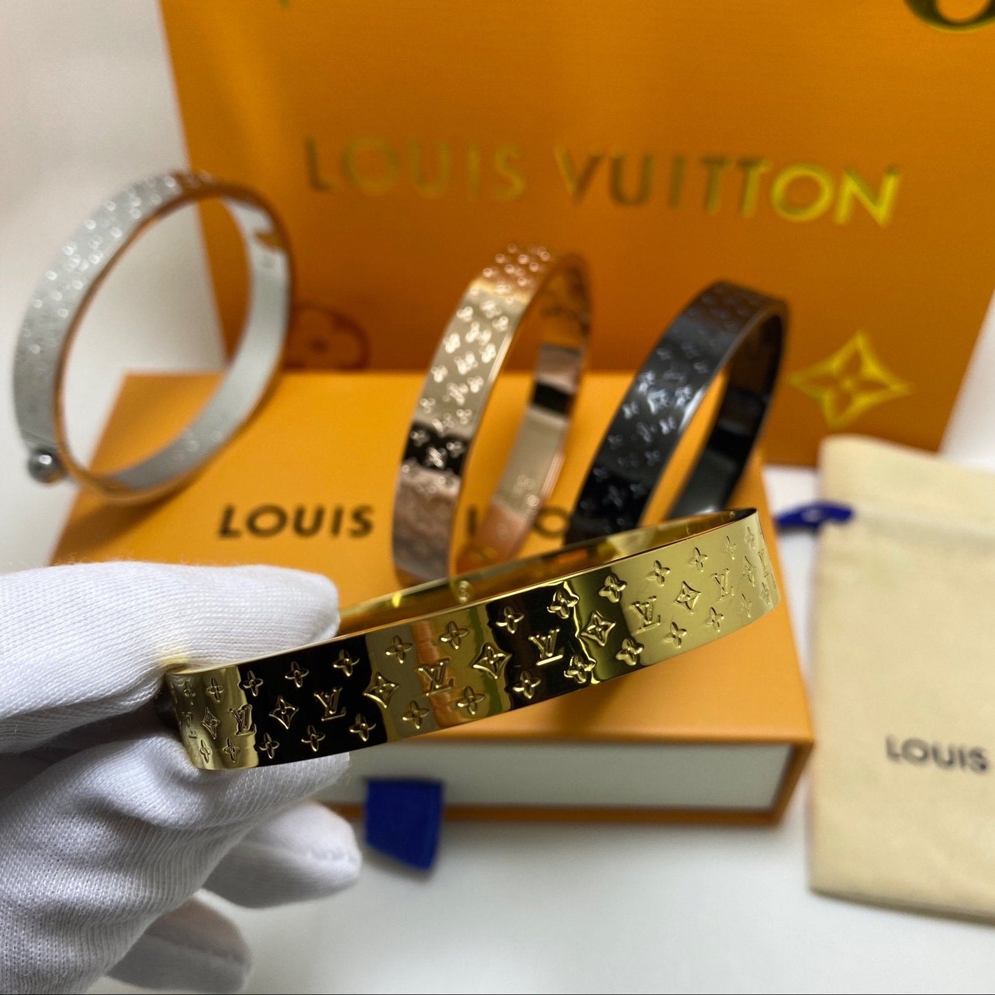 Luxury 4-color Letter Bracelet lbcase