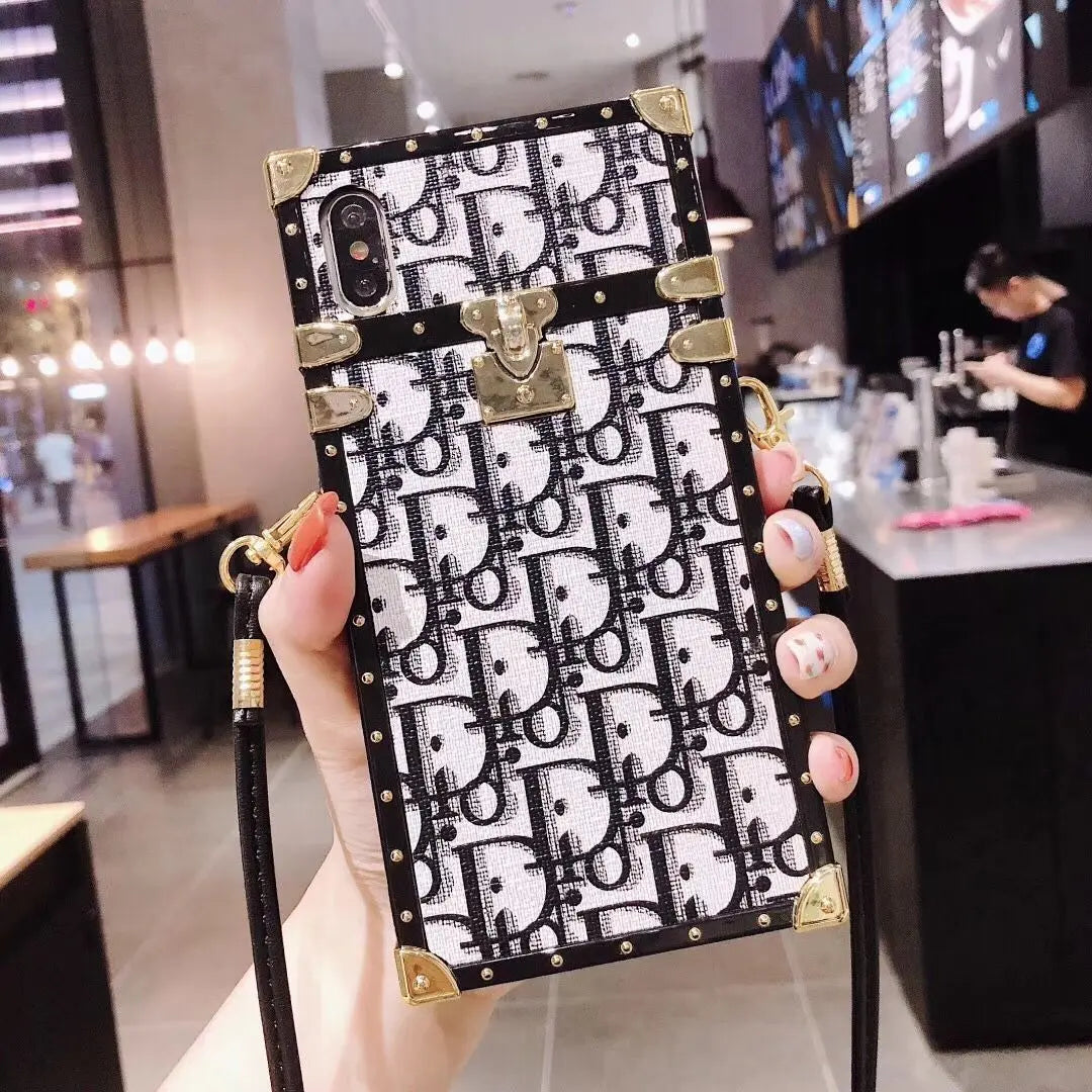 Fashion letter pattern square phone case lbcase