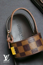 L V  M E N S  S A N D A L S