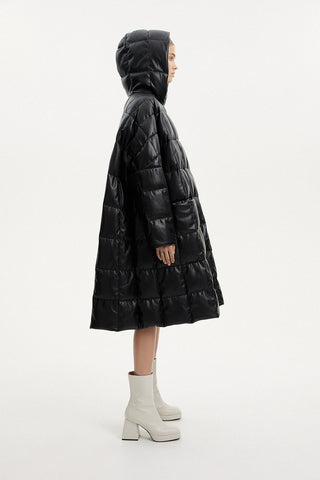 Pyramide Leather Black