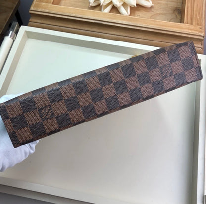 LV Classic Pochette lbcase