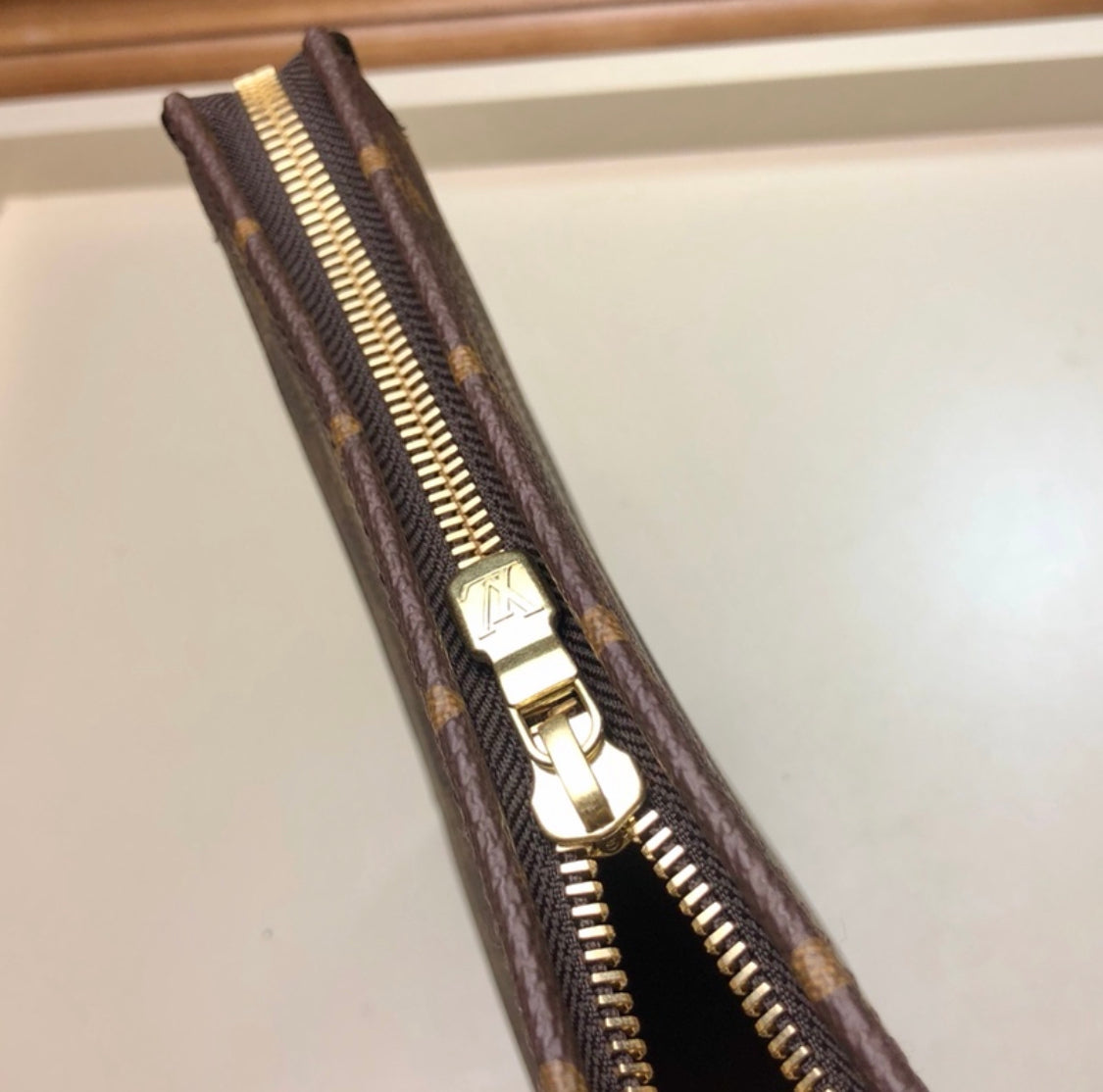 Classic Pochette lbcase