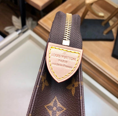 Classic Pochette lbcase