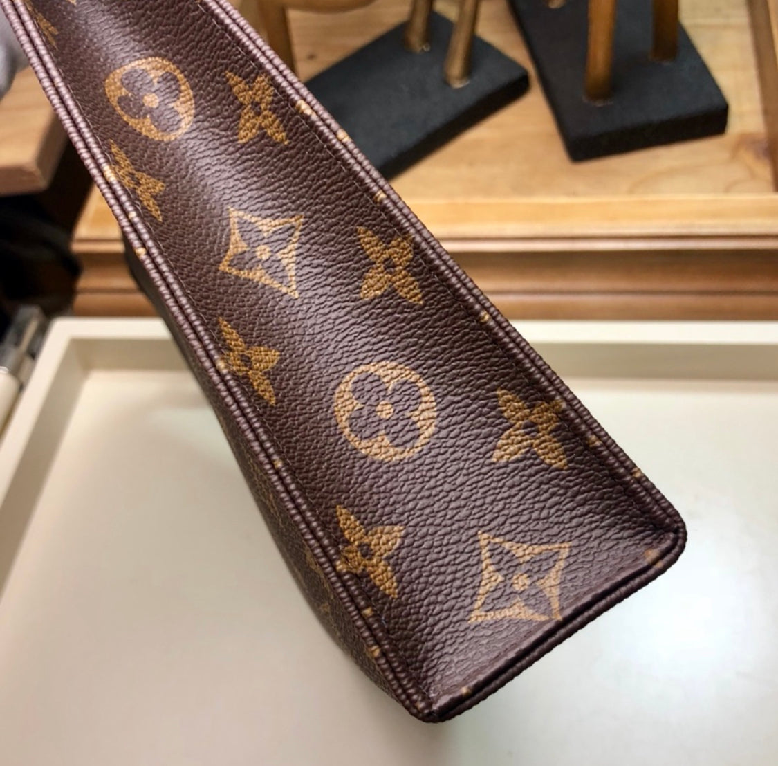 Classic Pochette lbcase