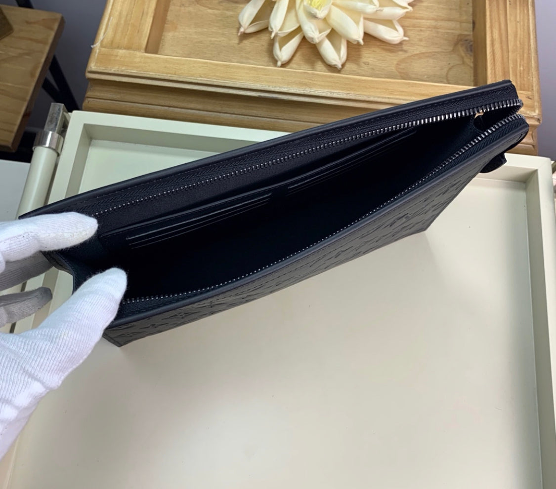 Classic Pochette lbcase