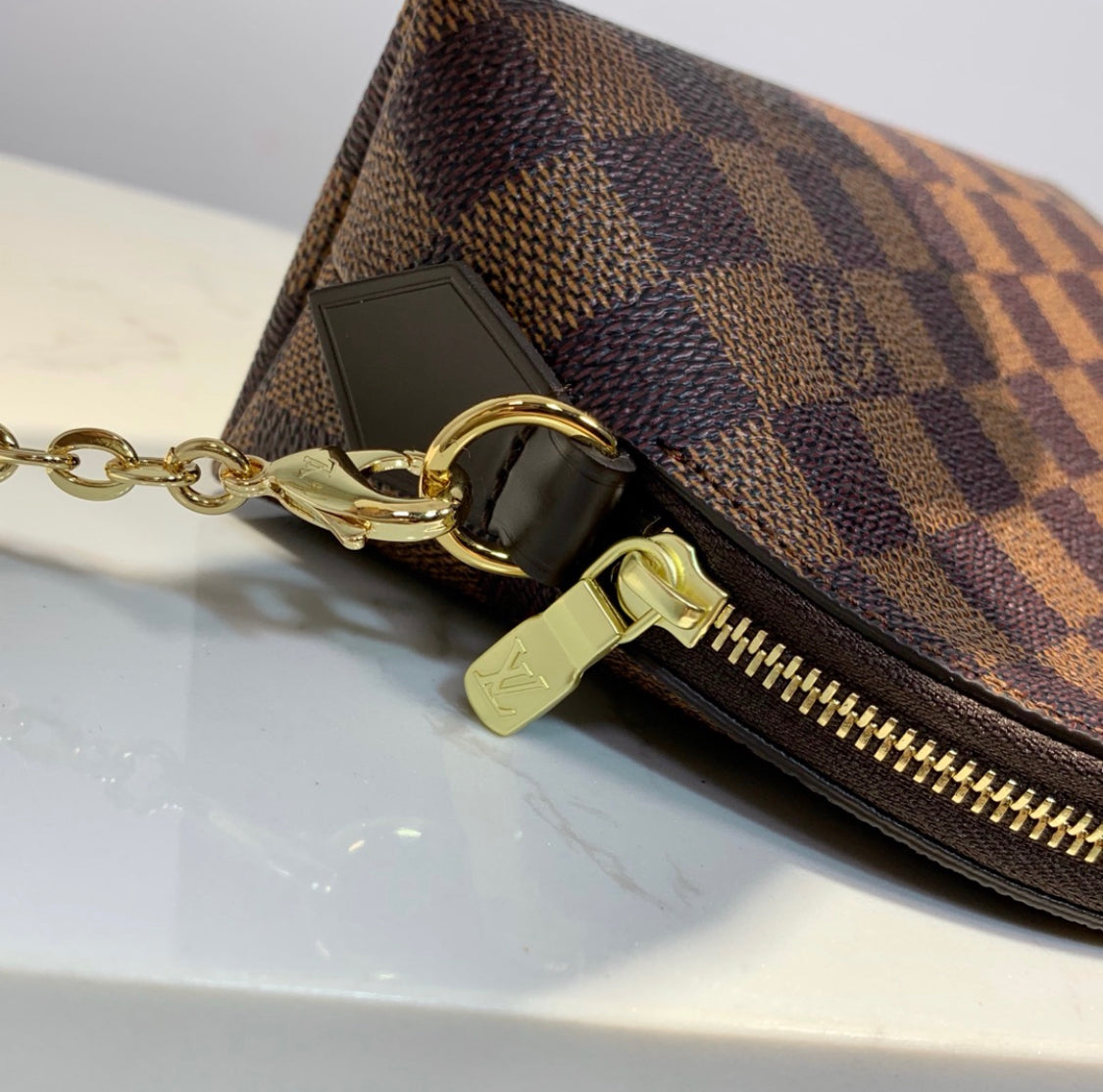 Classic Pochette lbcase