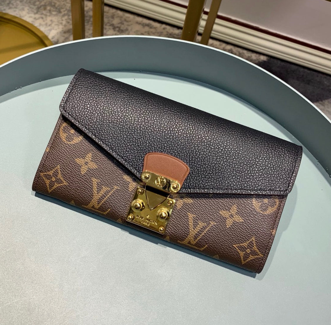 Wallet lbcase