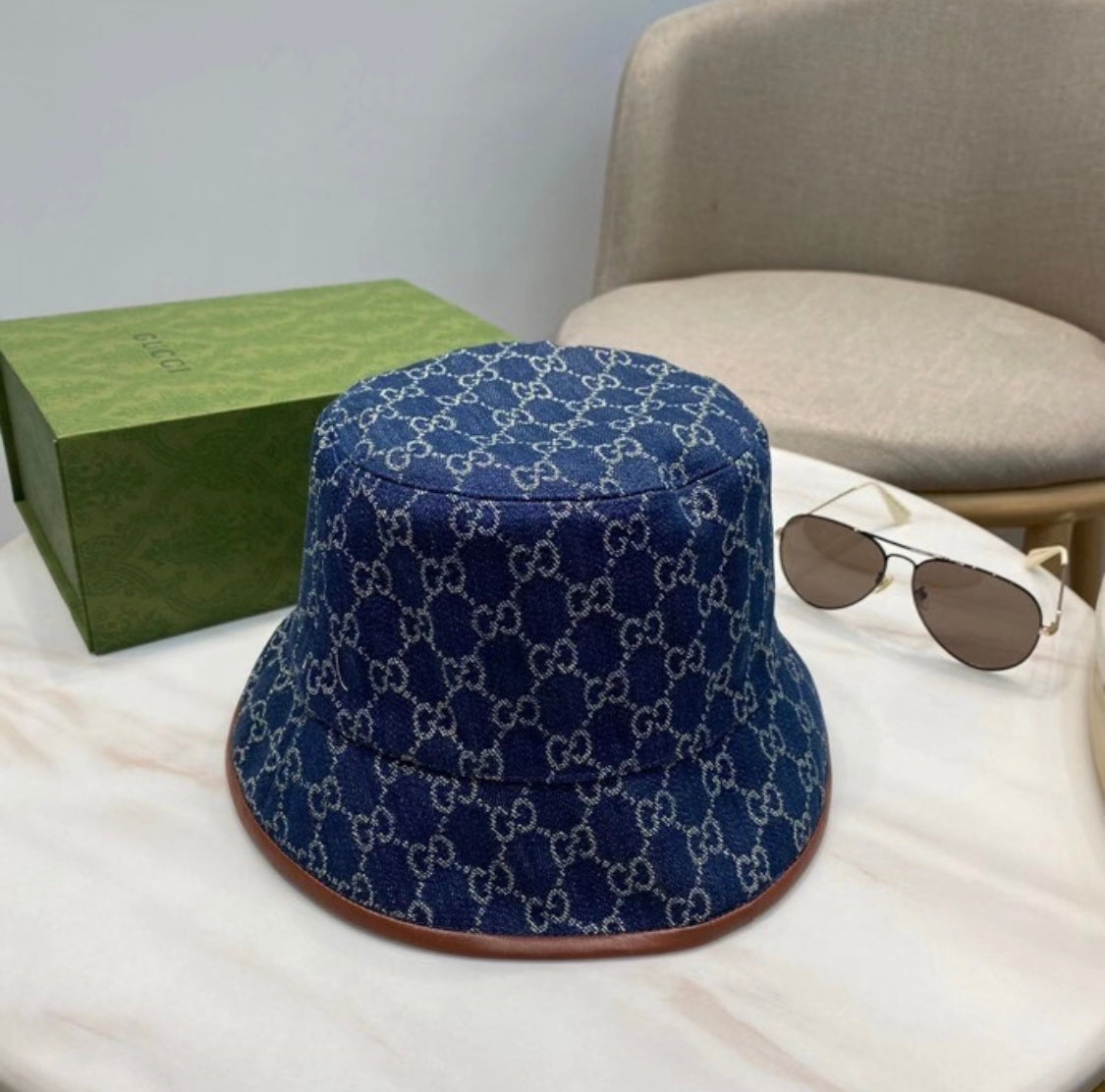 gucci hat duble face lbcase