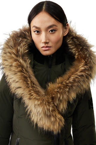 Adali Down Jacket with Natural Fur Signature Mackage Collar - Women's|-|Manteau Adali en duvet à col signature Mackage en fourrure naturelle - Femme