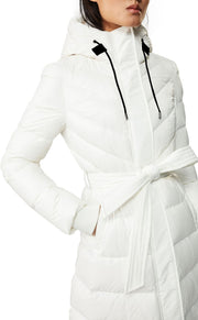 Calina Maxi Lightweight Down Coat with Sash Belt - Women's|-|Manteau Calina long de duvet léger avec ceinture - Femme