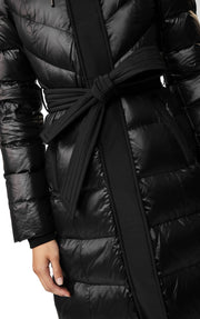 Calina Maxi Lightweight Down Coat with Sash Belt - Women's|-|Manteau Calina long de duvet léger avec ceinture - Femme