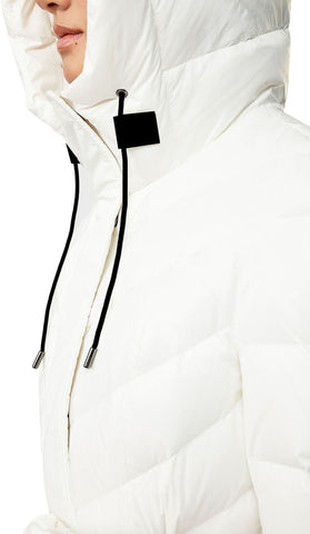 Calina Maxi Lightweight Down Coat with Sash Belt - Women's|-|Manteau Calina long de duvet léger avec ceinture - Femme