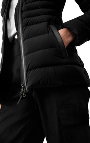 Patsy Stretch Light Down Jacket with Natural Fur - Women's|-|Manteau Patsy en duvet léger et extensible à fourrure naturelle amovible - Femme