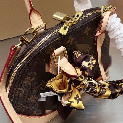 2022 new fashion retro presbyopic handbag lbcase