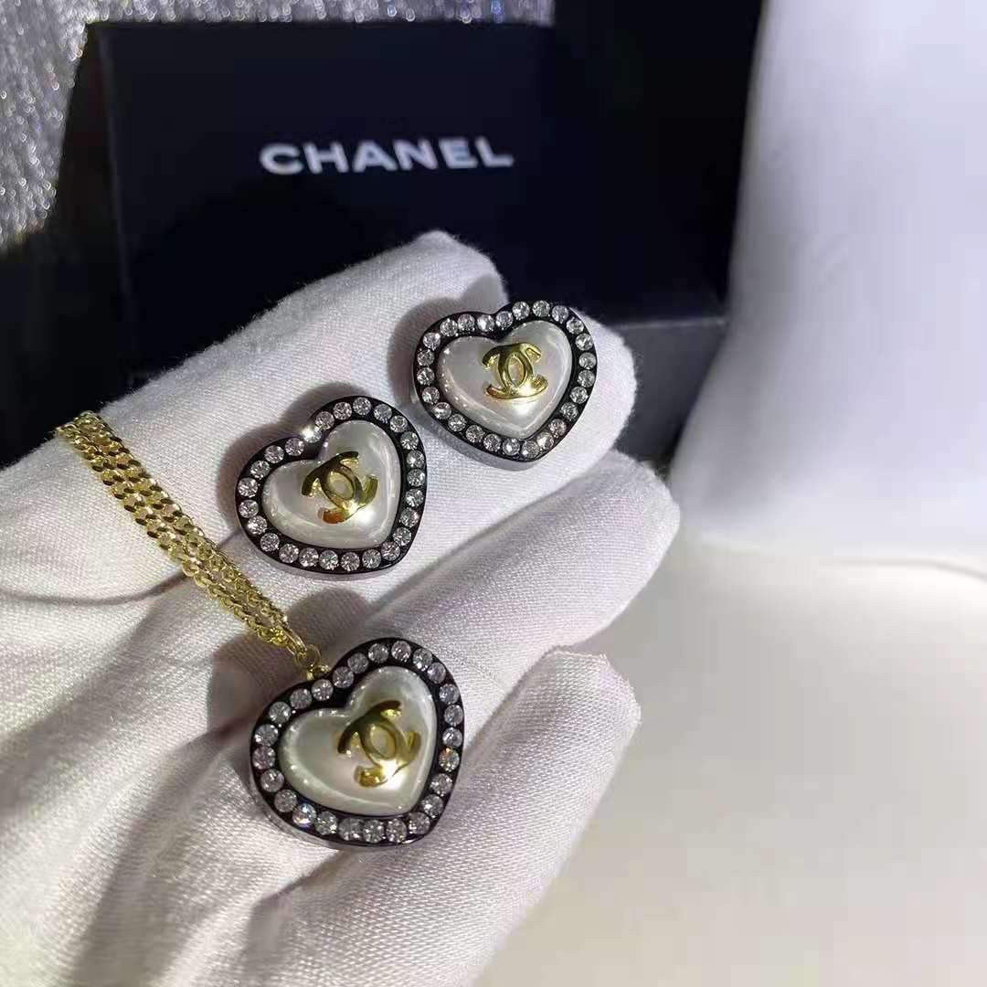Summer Fashion Love Pendant Diamond Necklace Earring Set lbcase