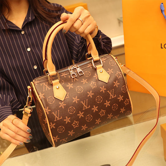 2022 new leather reading pillow handbag lbcase