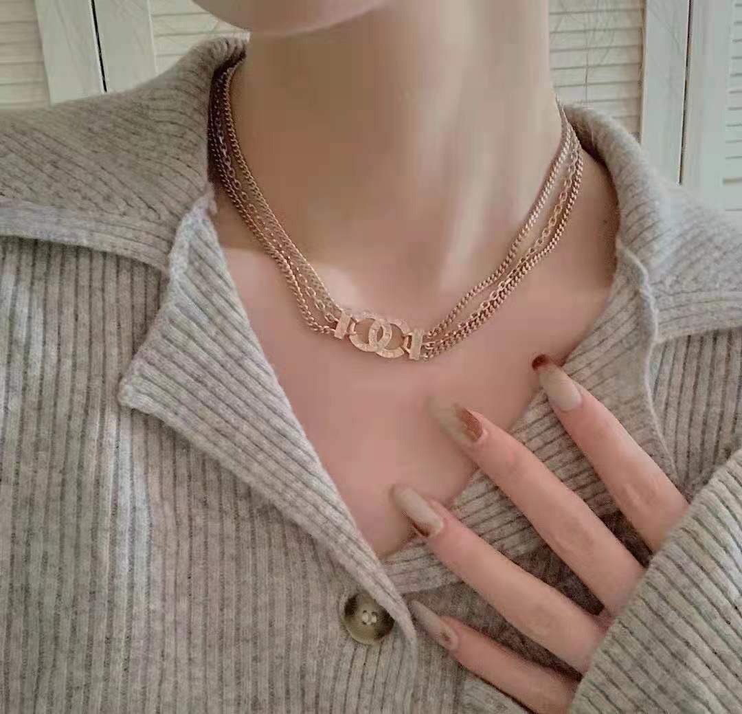 Multi-chain Design Fashion Necklace lbcase