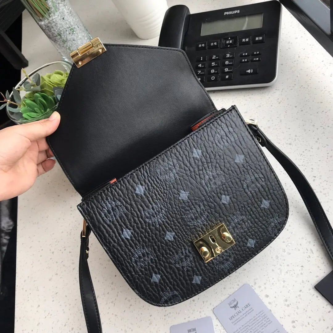 Shoulder Bag In lbcase