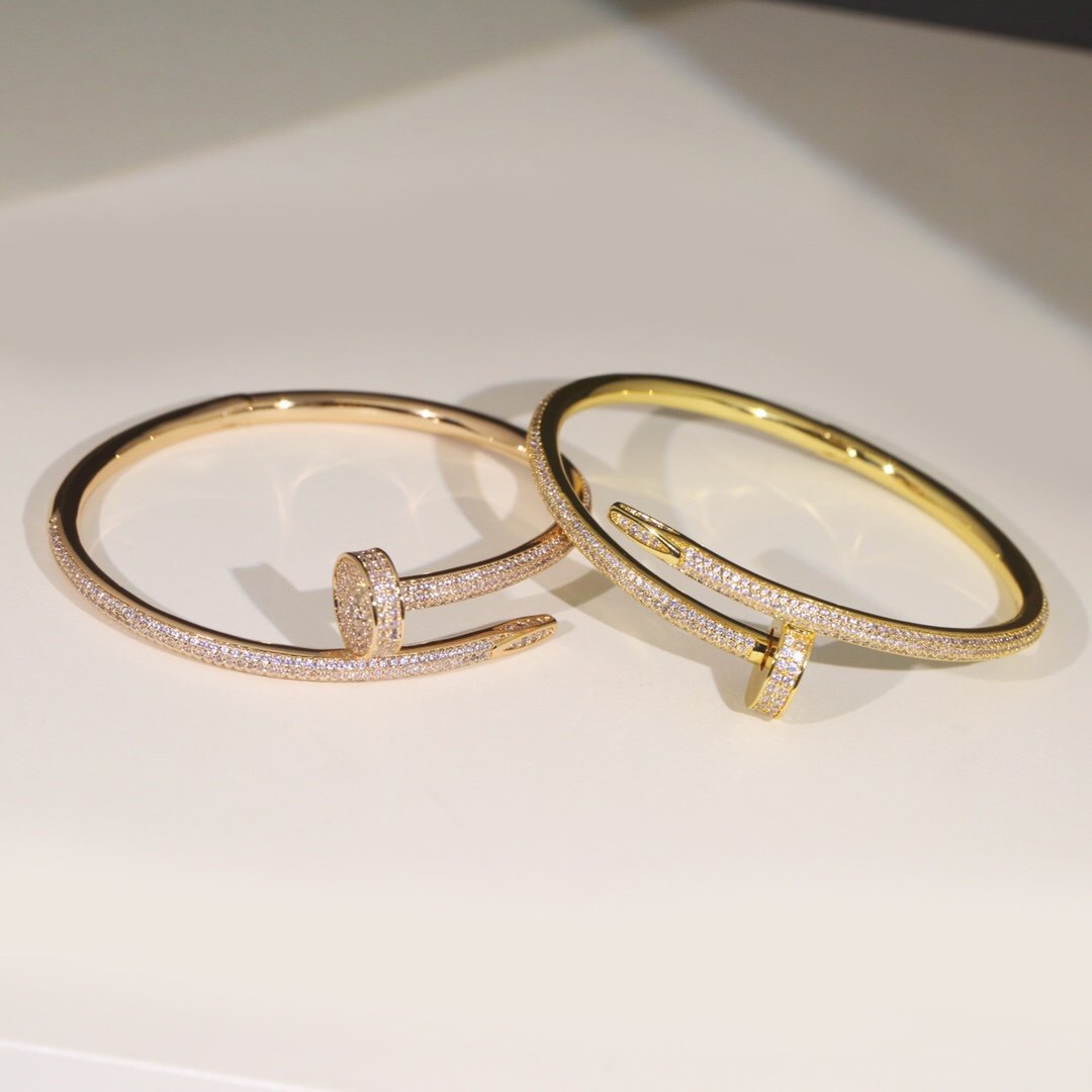 Round Brilliant Diamond Bracelet lbcase