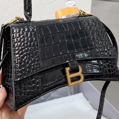 2022 new leather portable shoulder messenger bag lbcase