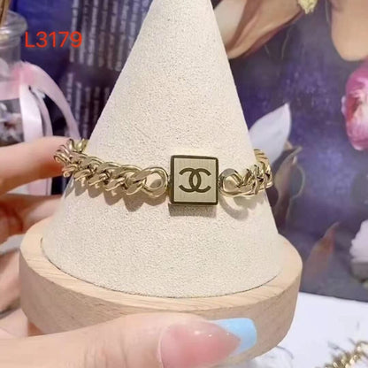 C letter D bracelet titanium steel hand ornament