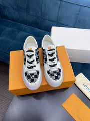 L x V - Exchequer Sneakers