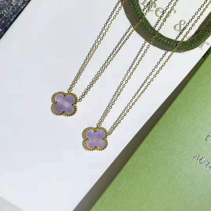 Four Leaf Clover Gold Necklace lbcase