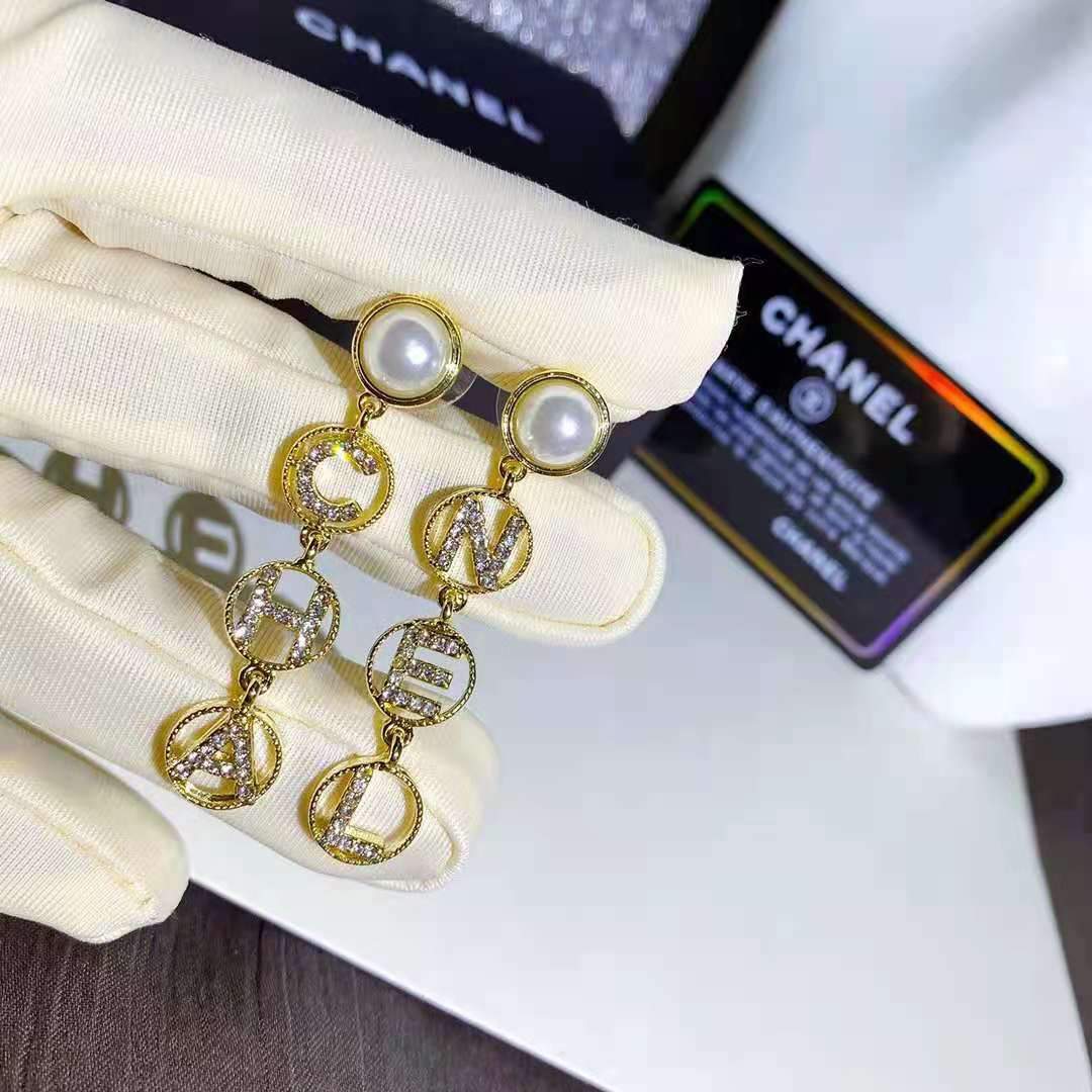 Simple Pearl Letter Personalized Earrings lbcase