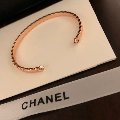 High-end CRUSH Series Bracelet lbcase