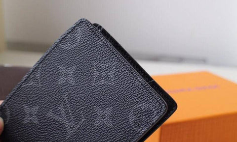 M E N S - L V - W A L L E T - B L A C K - P R I N T