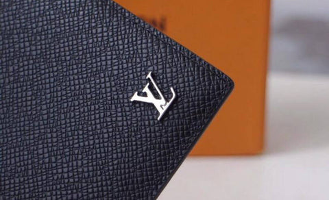 M E N S - L V - W A L L E T - G O L D - B A D G E