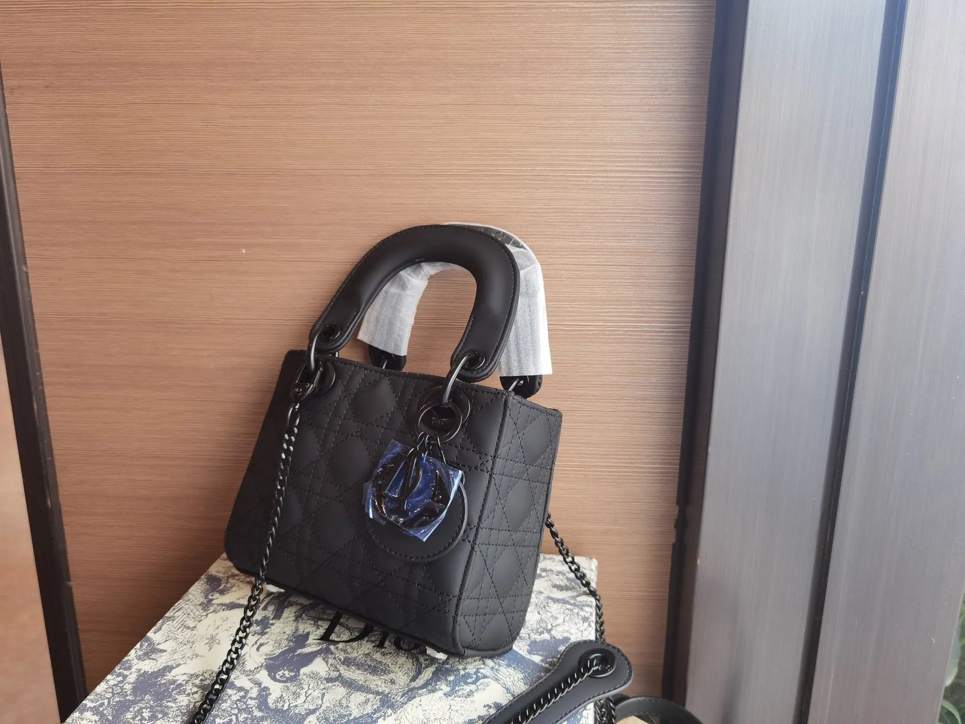 MEDIUM LADY BAG lbcase