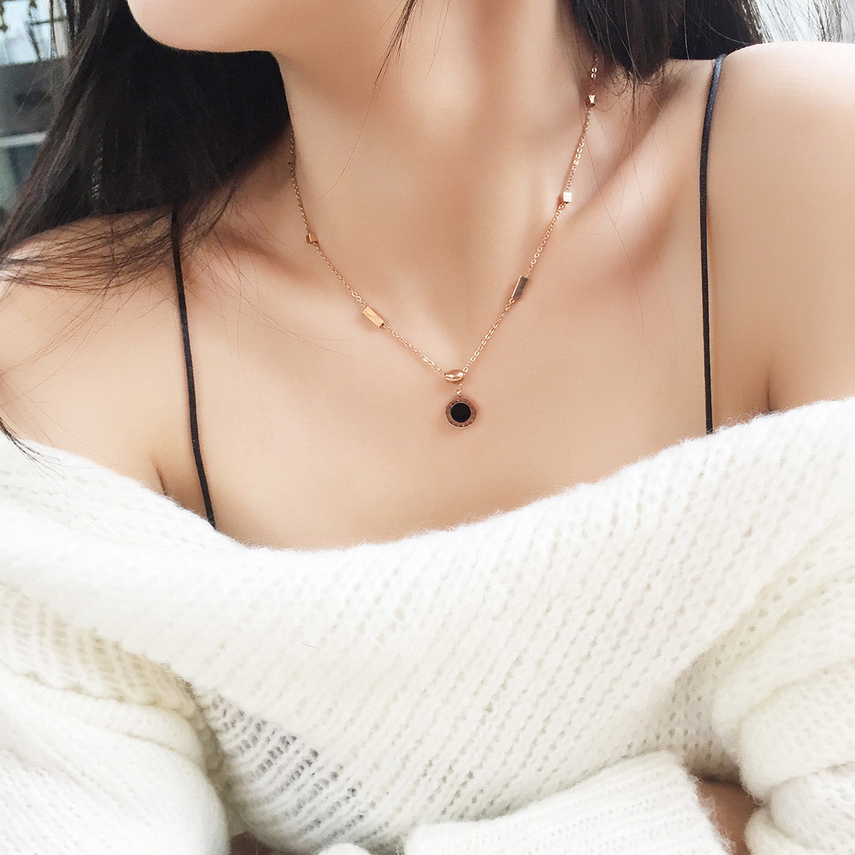 Fading titanium steel waist pendant necklace lbcase