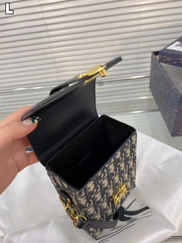 Crossbody metal button universal mobile phone bag