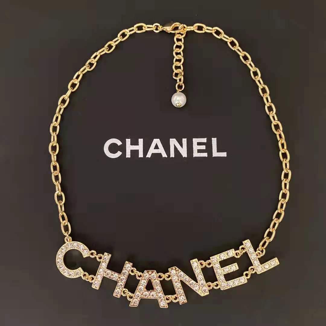 Fashion Metal Lock Letter Diamond Necklace lbcase
