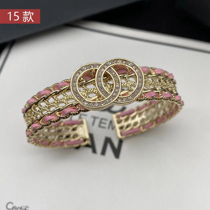 New diamond inlaid bracelet in 2022